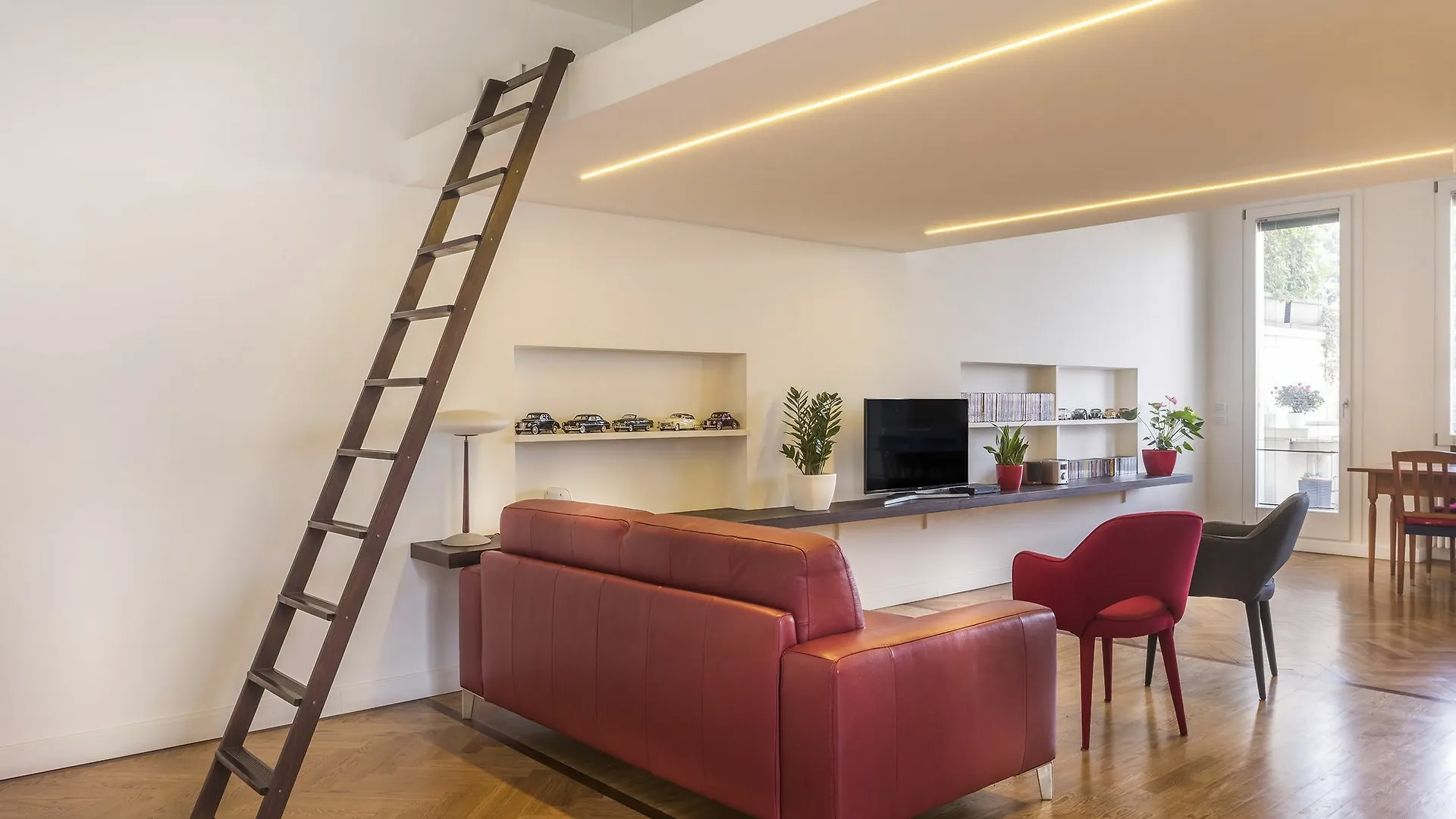 Rentclass - Plutarco Milan